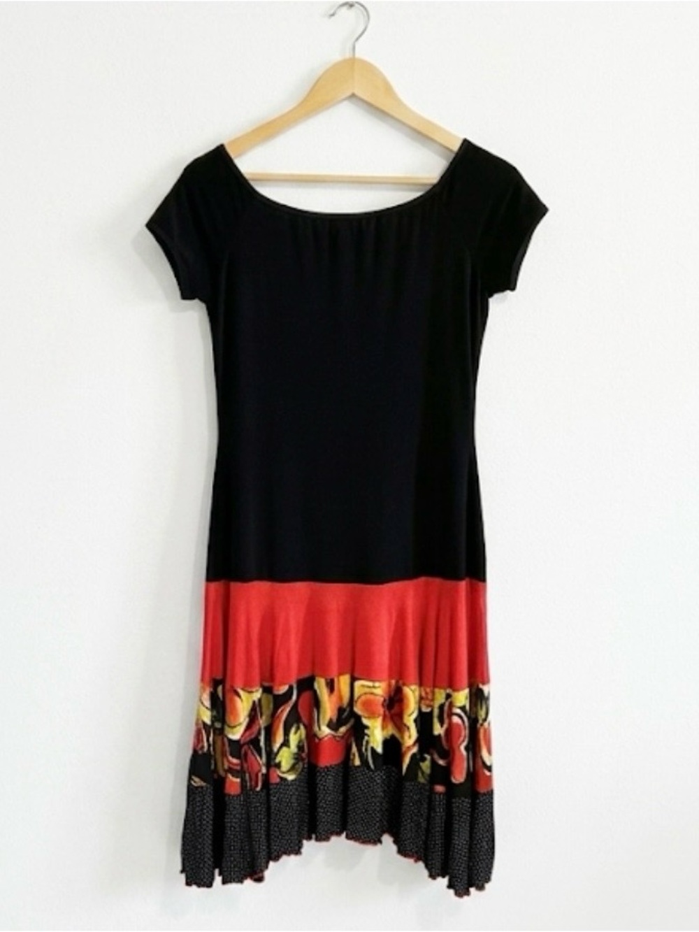 Joseph Ribkoff Drop Waist Handkerchief Dress Art to Wear Floral Black Red 8 - Picture 5 of 12